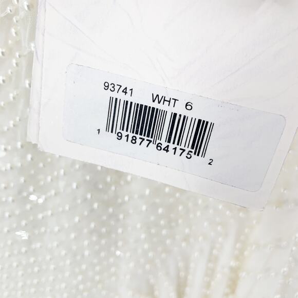 MAC DUGGAL Dress Size 6 Evening Gown Sequin Beaded Creamy White One Shoulder - Picture 4 of 7